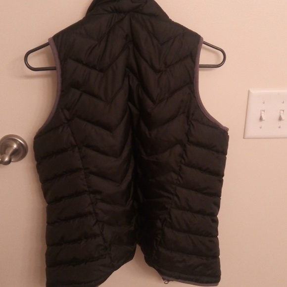 Vest - Picture 3 of 3